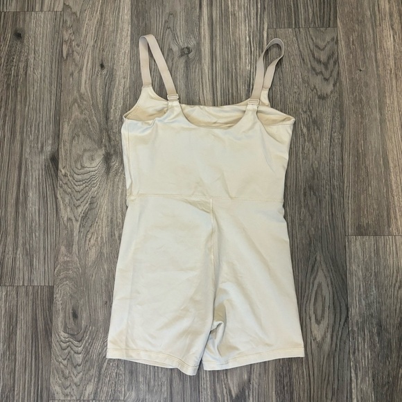 Aerie offline athletic romper - Picture 4 of 4